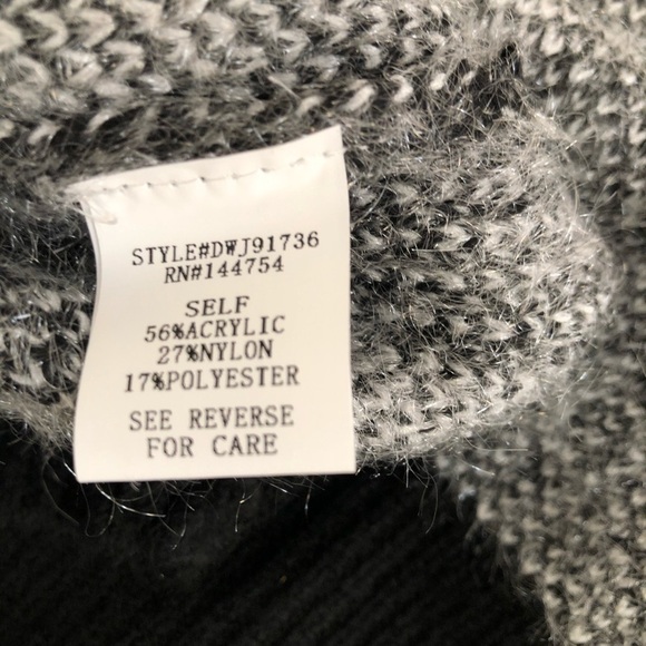 Black n White..Open Cardi Sweater - Picture 6 of 6